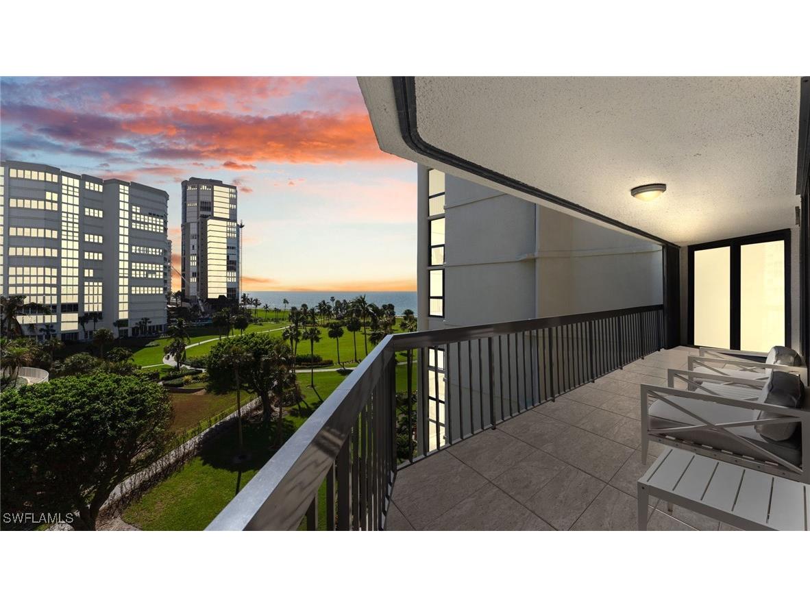 4551 Gulf Shore Boulevard N #606 Naples FL 34103 224090185 image1