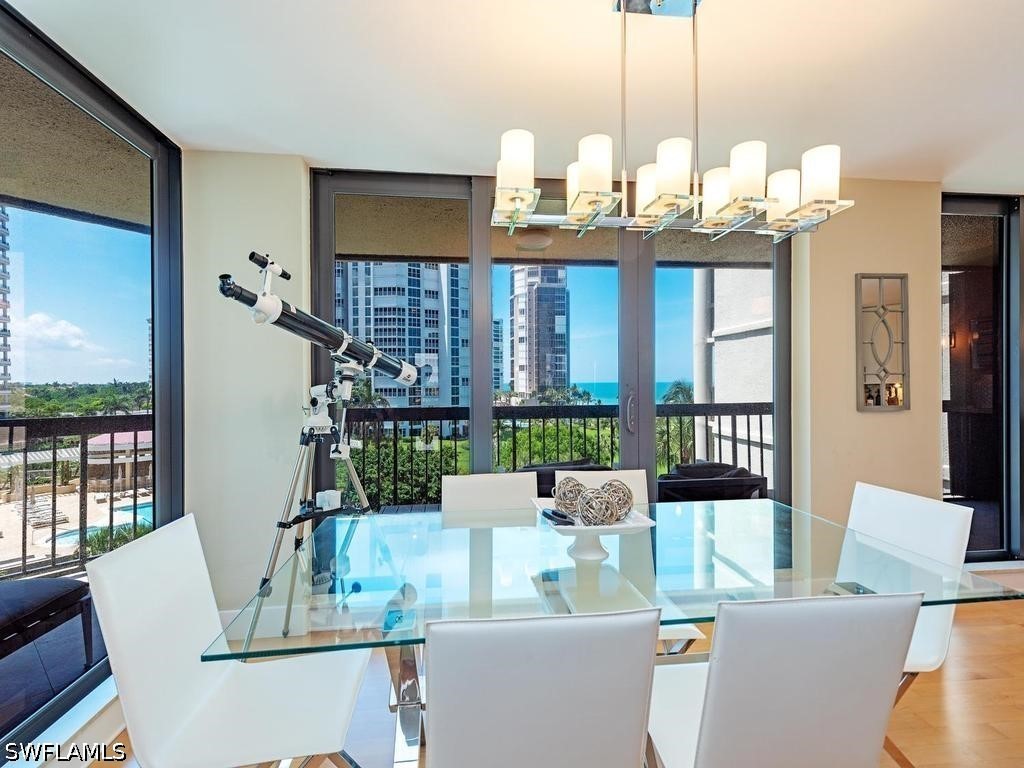 4551 Gulf Shore Boulevard N #606 Naples FL 34103 226019245 image2