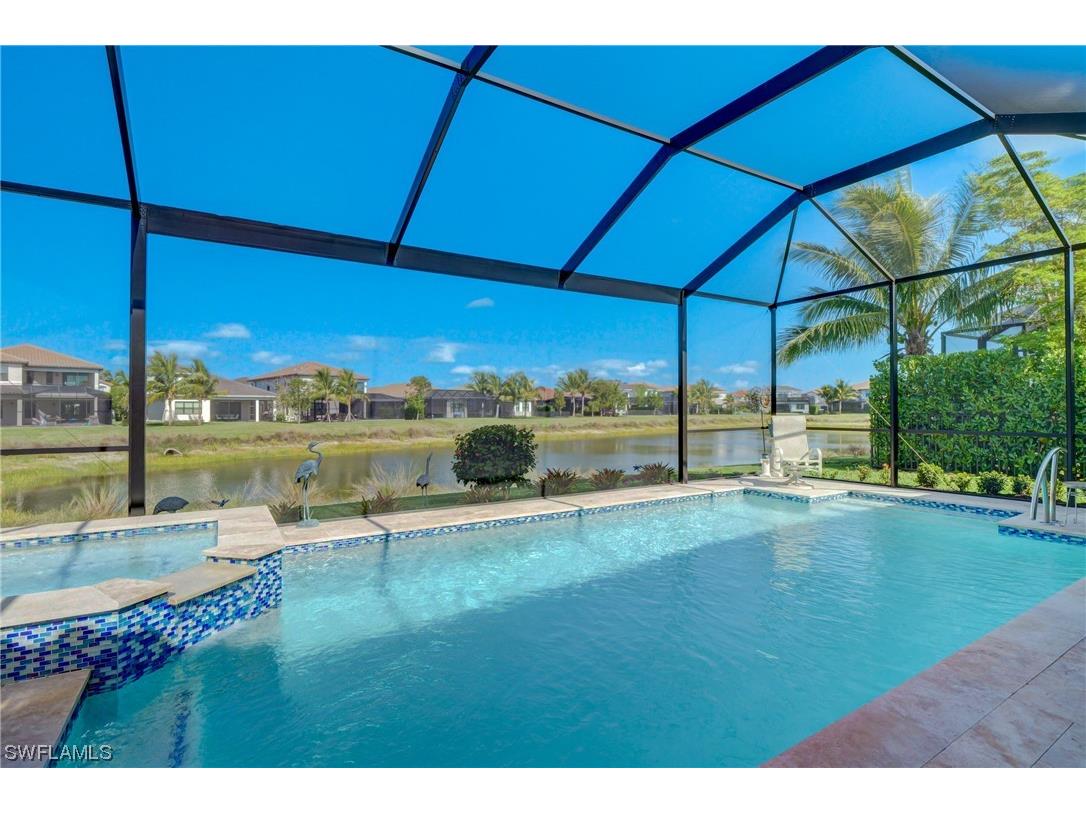 4551 Luminary Avenue Naples FL 34119 223026223 image1