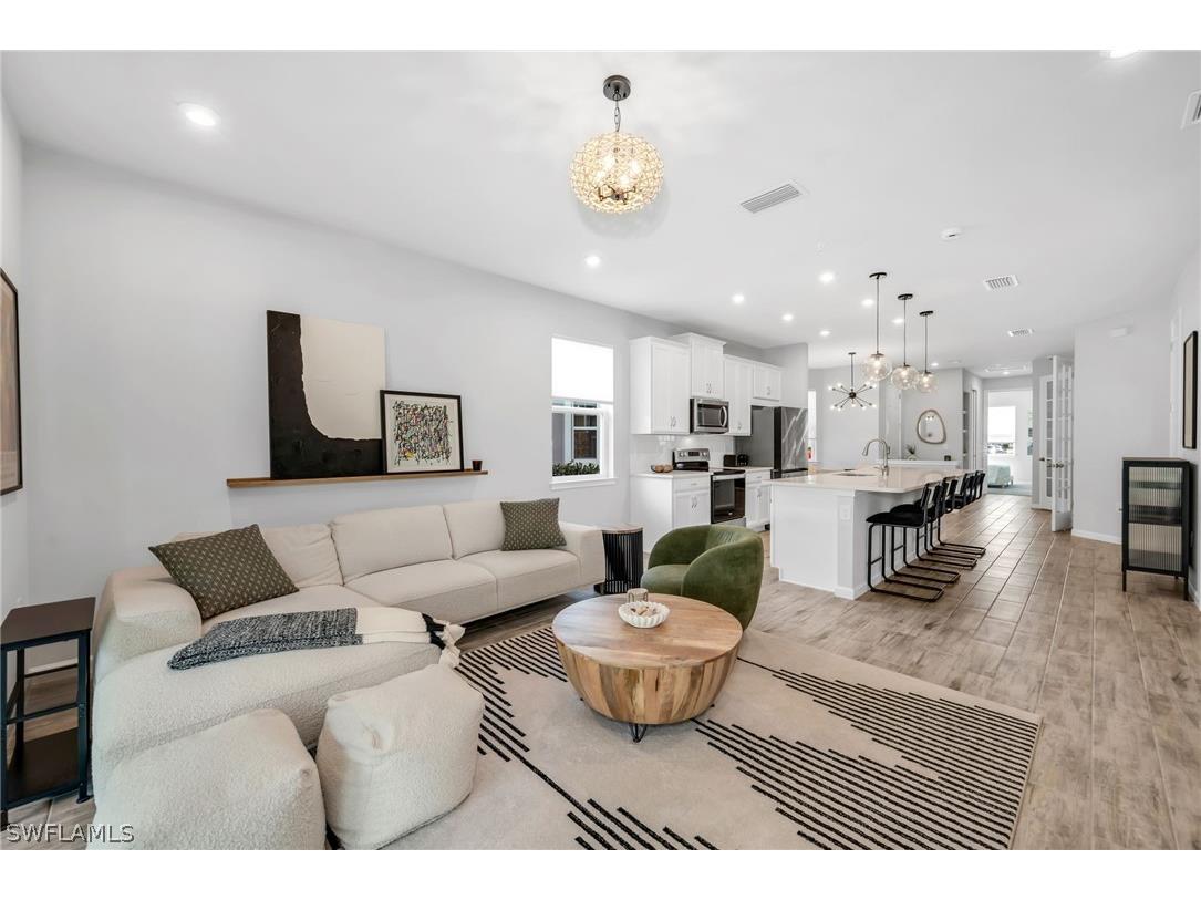 4552 Arboretum Circle #104 Naples FL 34112 226010536 image1