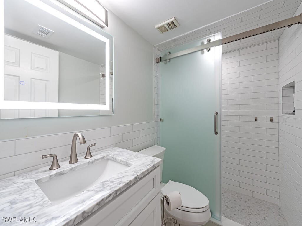 4556 Andover Way #E104 Naples FL 34112 225077301 image10