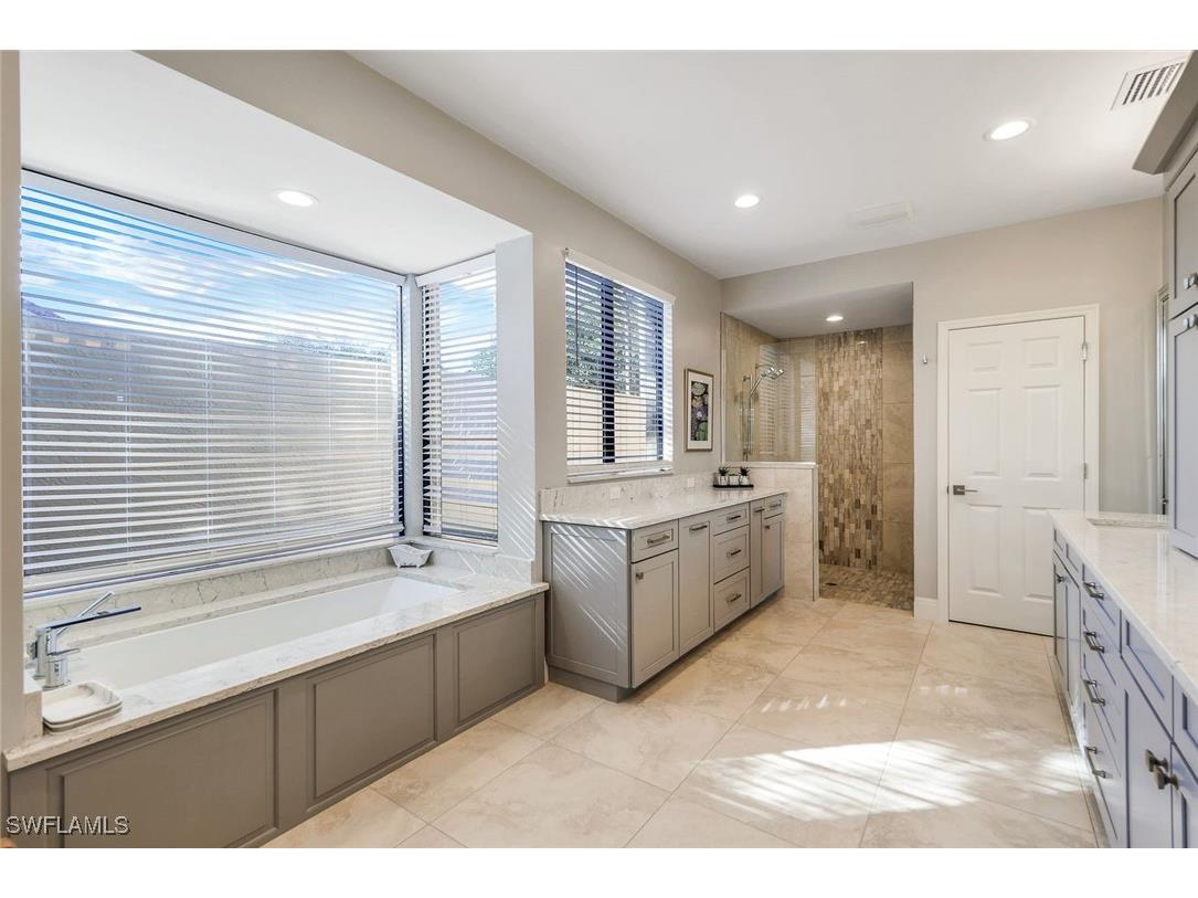 4556 Pond Apple Drive N Naples FL 34119 225069057 image18