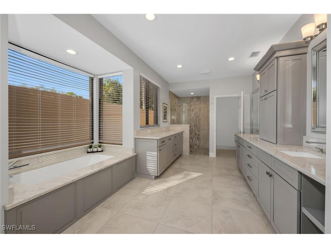 4556 Pond Apple Drive N Naples FL 34119 226002316 image15