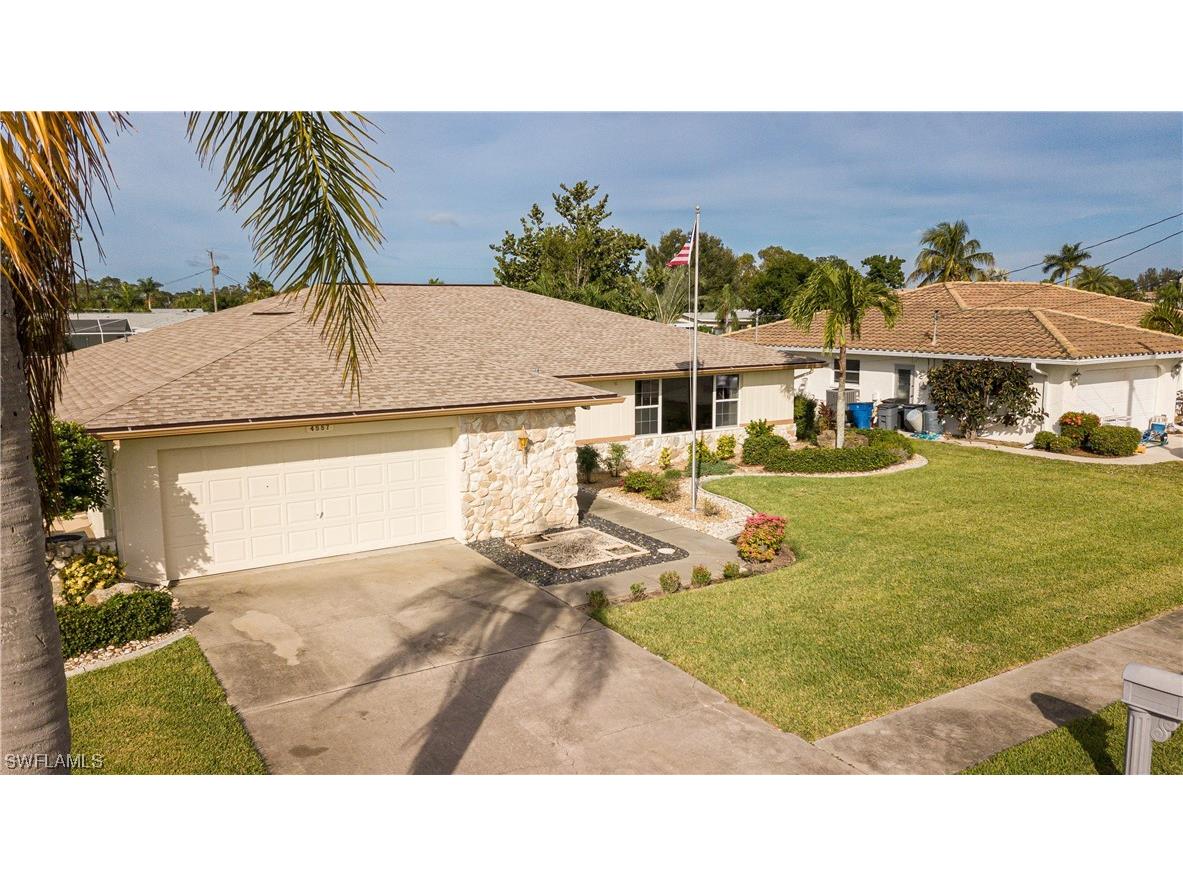 4557 Gulf Avenue North Fort Myers FL 33903 223081363 image1