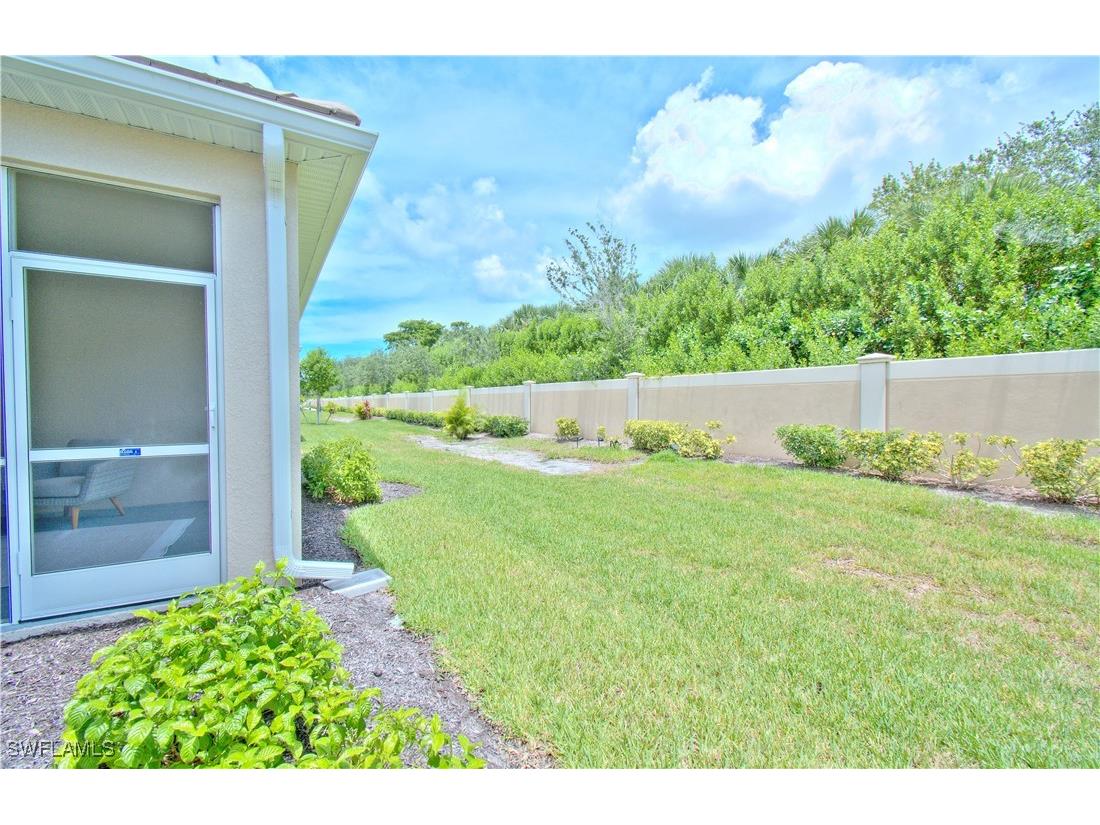 4558 Arboretum Circle #103 Naples FL 34112 225063390 image24