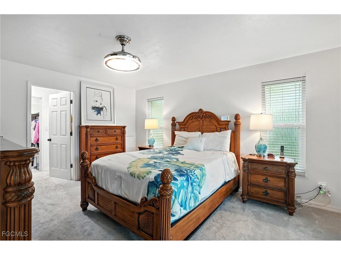 4558 Vinewood Circle North Fort Myers FL 33903 2025008560 image25