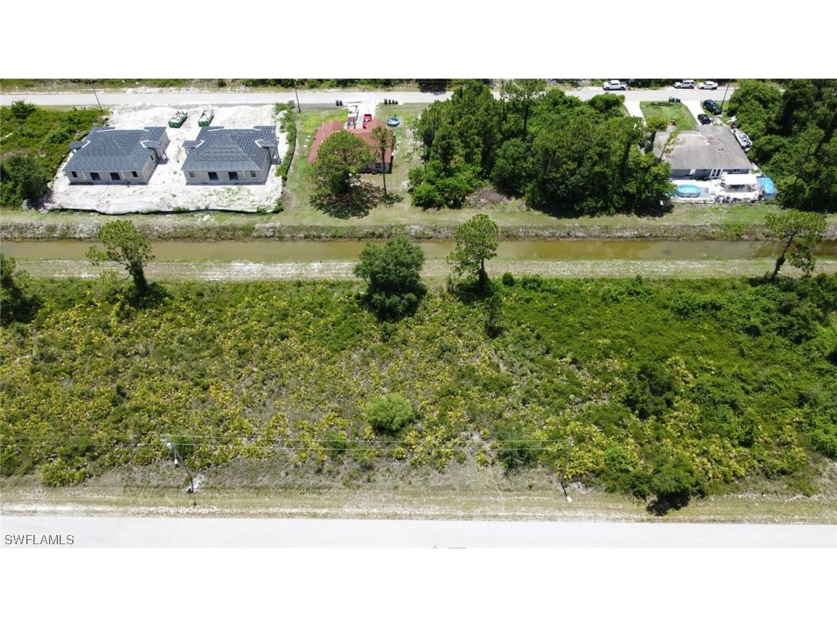 456-458 Lotus Avenue S Lehigh Acres FL 33974 223045073 image1