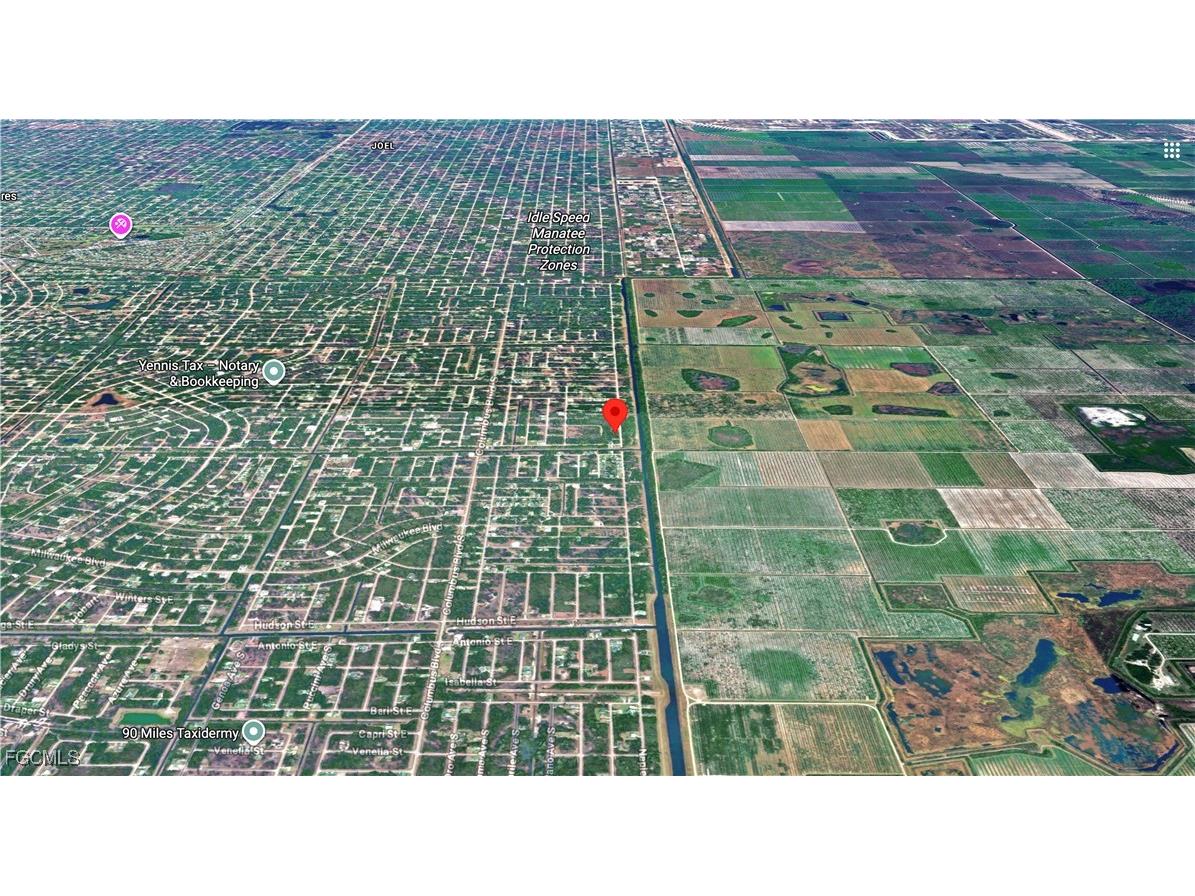 456 Naples Avenue S Lehigh Acres FL 33974 2025022346 image2