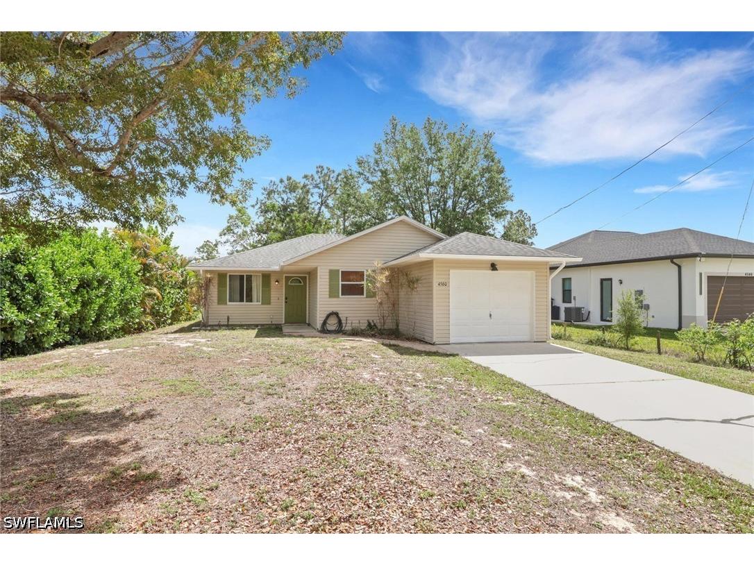 4560 18th Street NE Naples FL 34120 226013727 image1