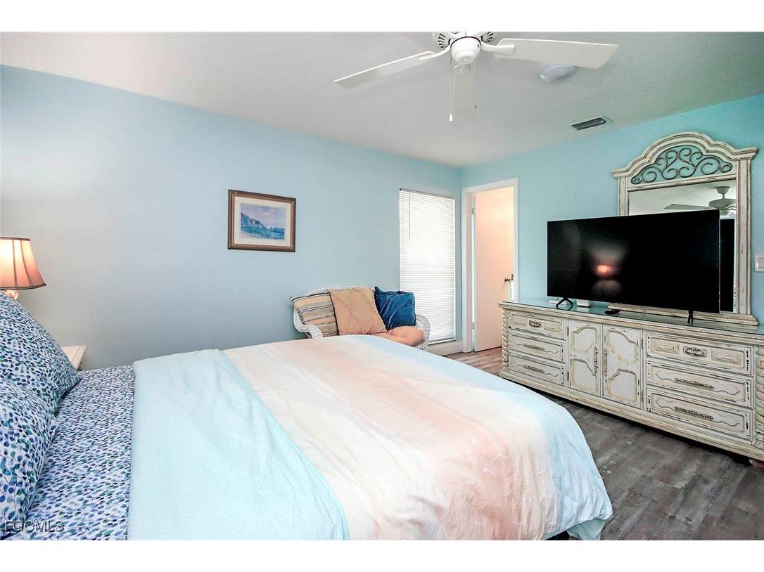 4560 Brainard Bayou Road Sanibel FL 33957 2025004454 image17