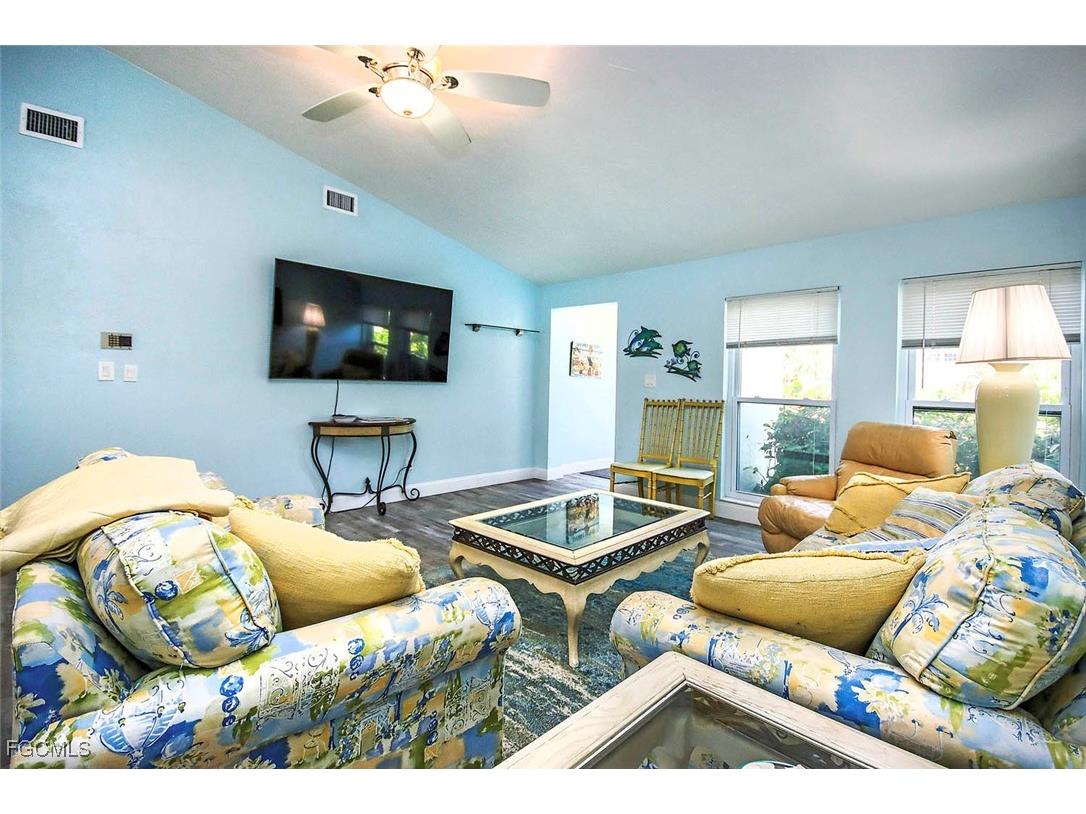 4560 Brainard Bayou Road Sanibel FL 33957 2025004454 image6