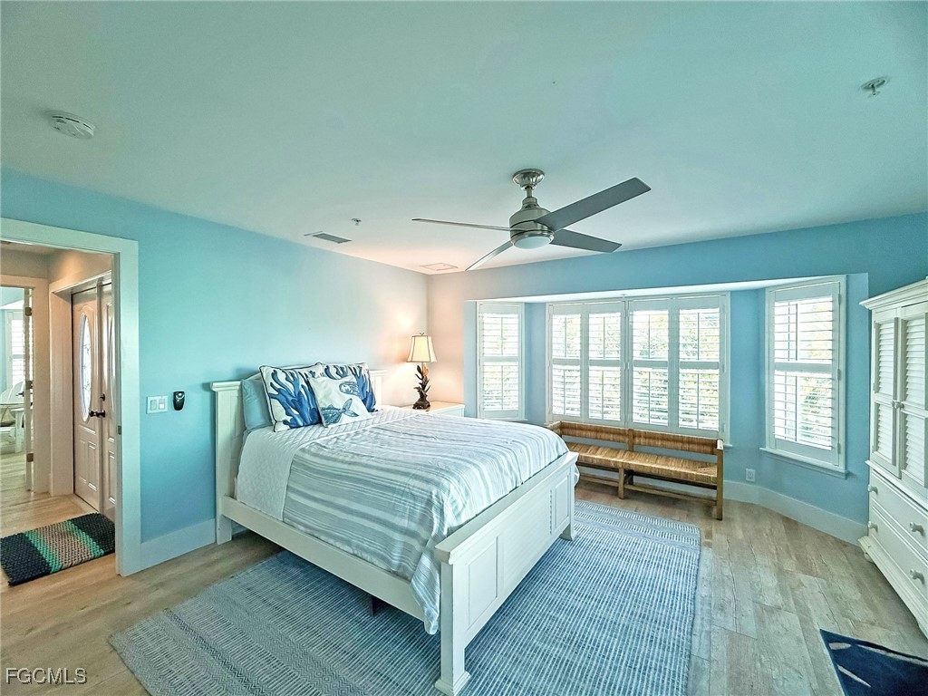 4560 Conch Shell Drive Upper Captiva FL 33924 2025019622 image24