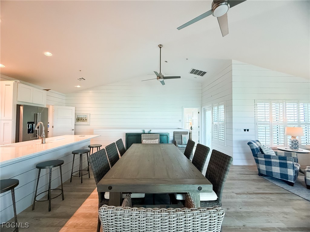 4560 Conch Shell Drive Upper Captiva FL 33924 2025019622 image35