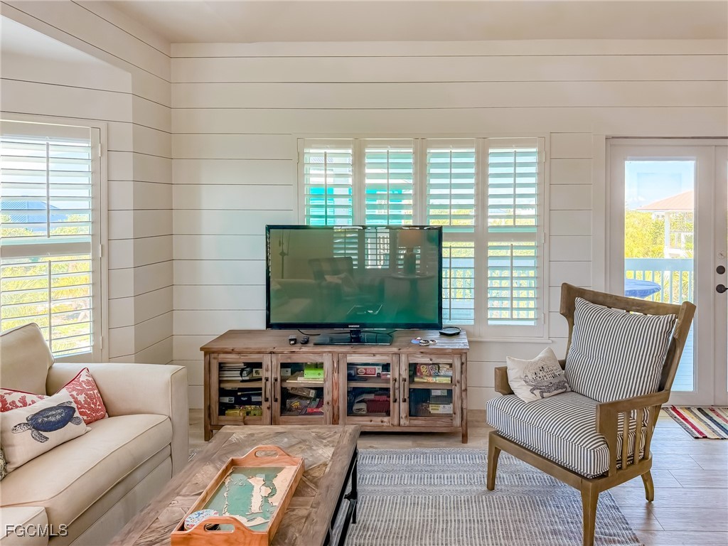 4560 Conch Shell Drive Upper Captiva FL 33924 2025019622 image42