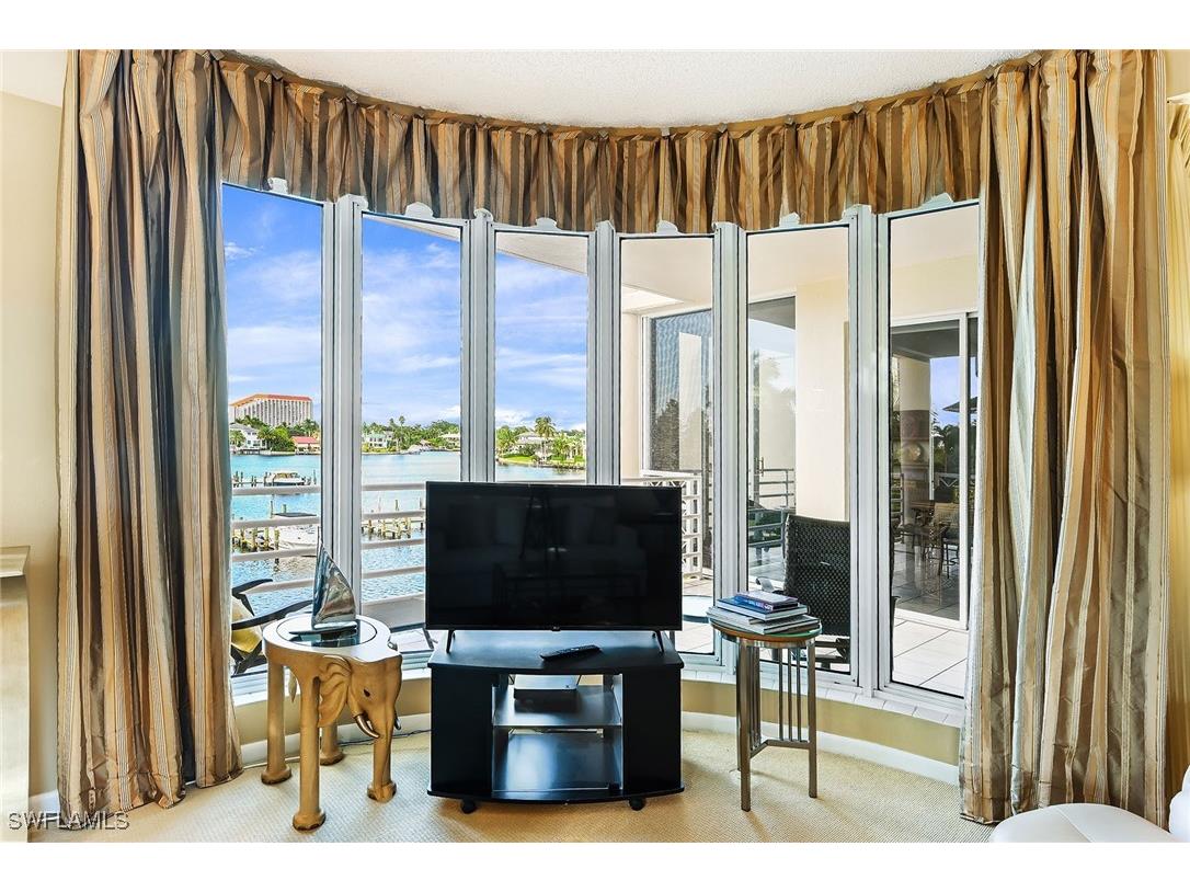 4560 Gulf Shore Boulevard N #3-213 Naples FL 34103 225072881 image6