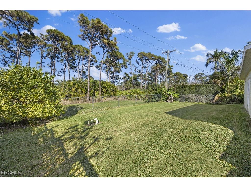 4560 Key Largo Lane Bonita Springs FL 34134 2025002323 image13