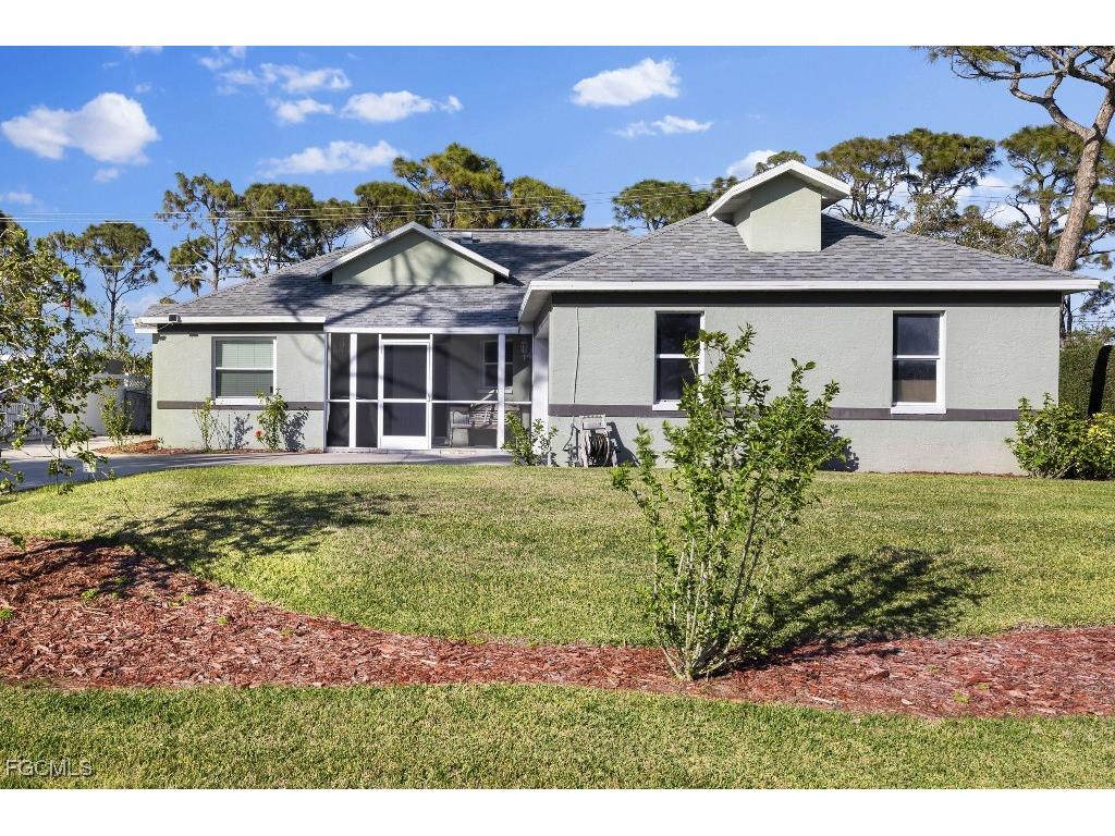 4560 Key Largo Lane Bonita Springs FL 34134 2025002323 image2