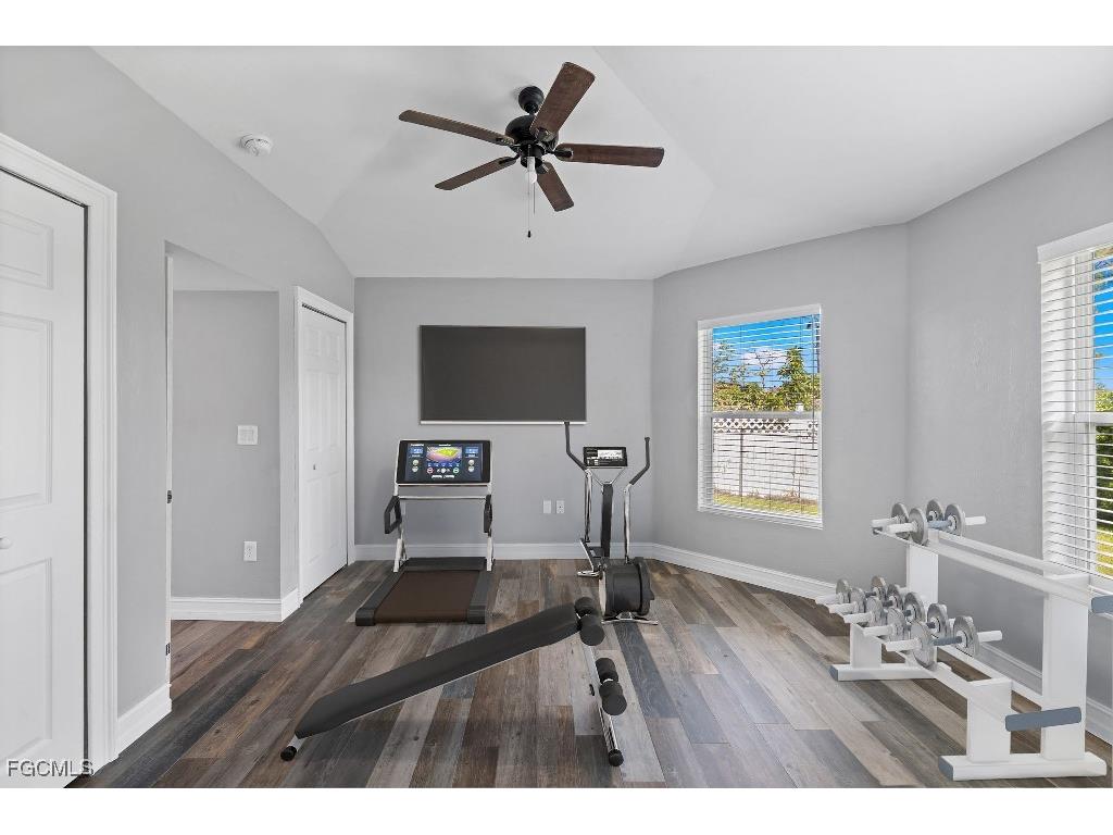 4560 Key Largo Lane Bonita Springs FL 34134 2025002323 image7