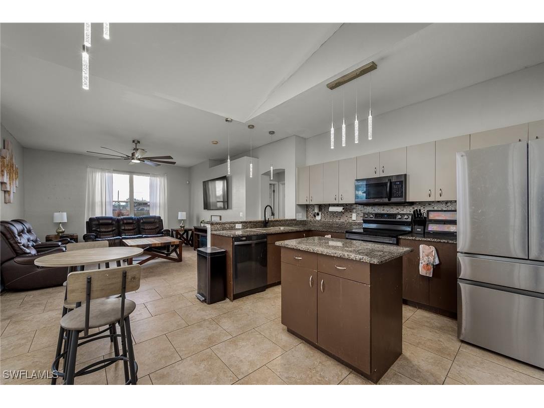 4560 Varsity Circle Lehigh Acres FL 33971 224088448 image5
