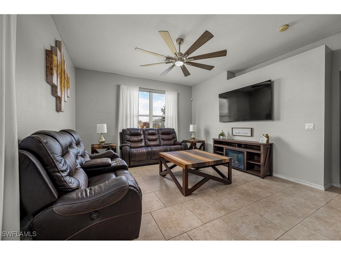 4560 Varsity Circle Lehigh Acres FL 33971 224088448 image8