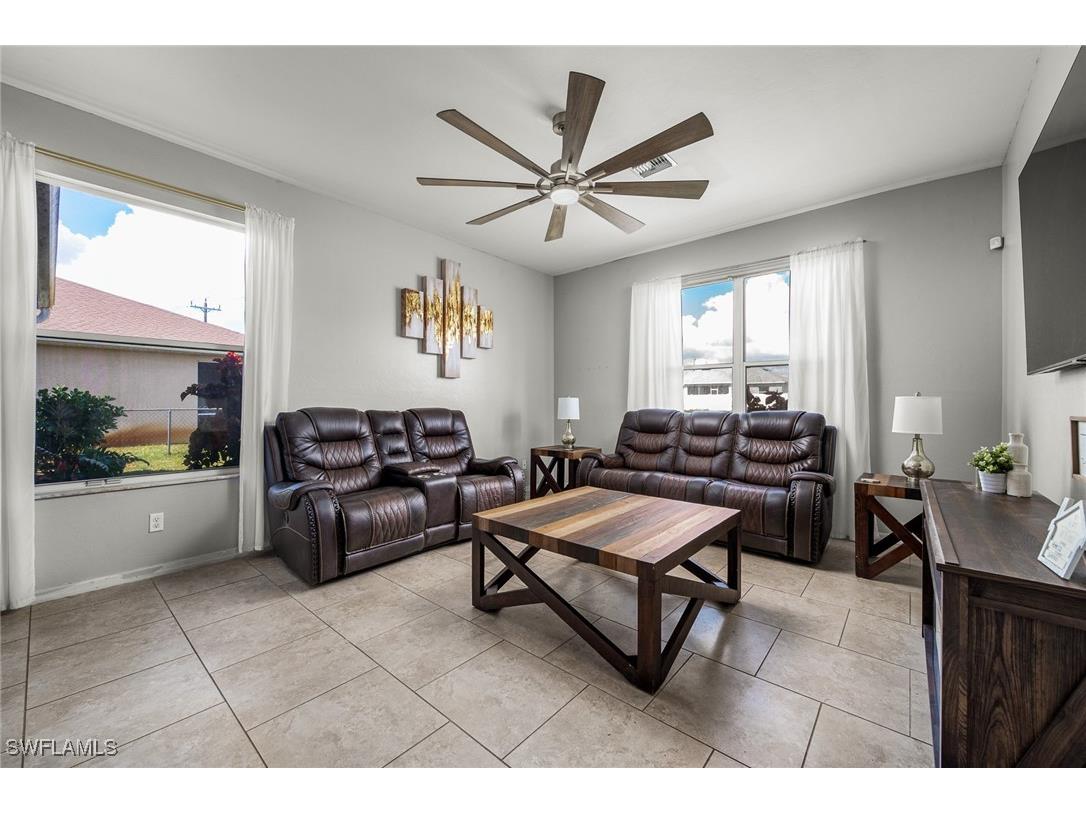 4560 Varsity Circle Lehigh Acres FL 33971 224088448 image9