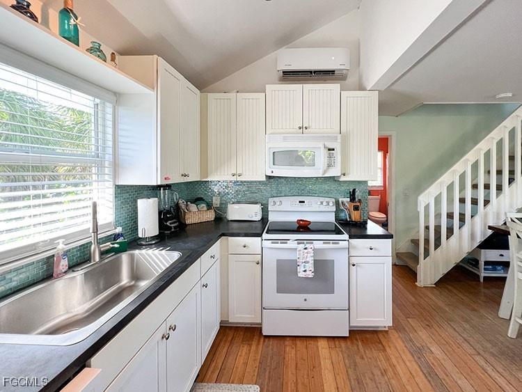 4561 Smugglers Drive Upper Captiva FL 33924 2025013135 image21