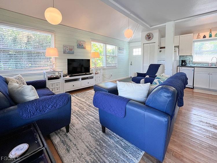 4561 Smugglers Drive Upper Captiva FL 33924 2025013135 image5