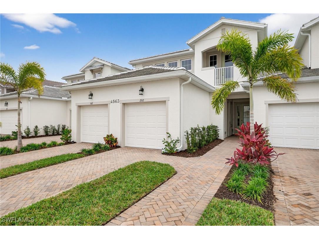 4563 Arboretum Circle #202 Naples FL 34112 226001434 image1