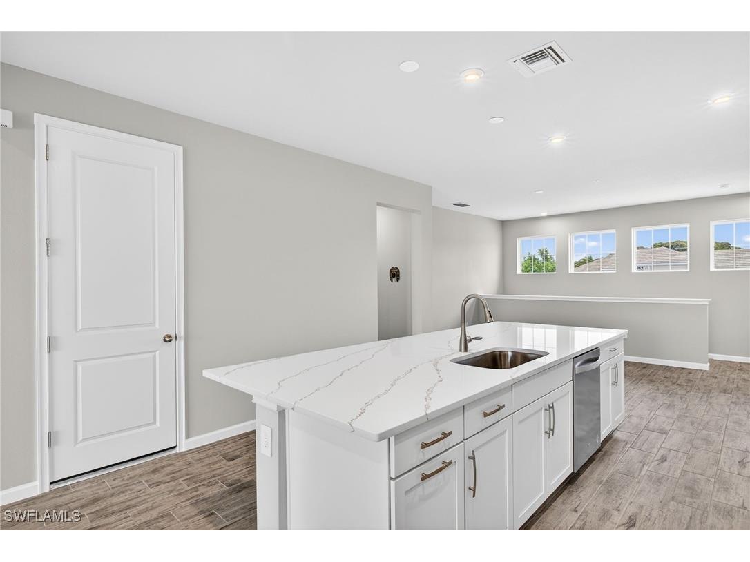 4563 Arboretum Circle #202 Naples FL 34112 226001434 image8