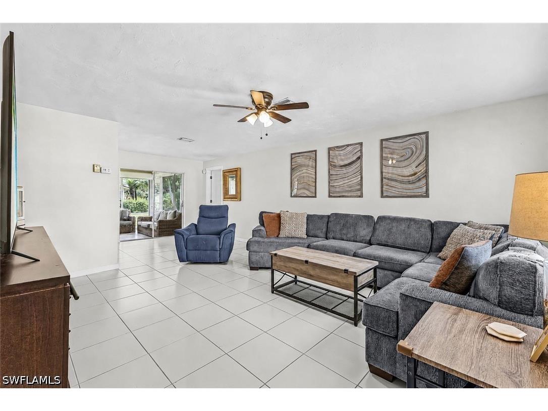 4564 Lakewood Boulevard Naples FL 34112 226023799 image4