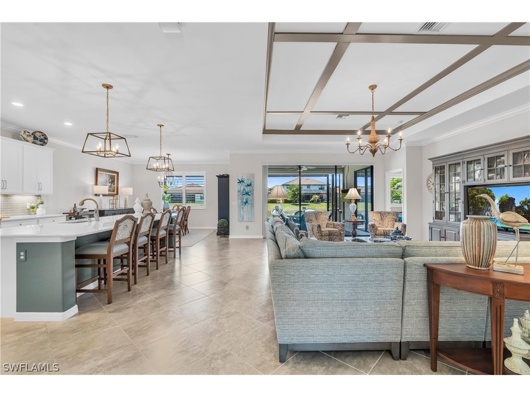 4564 Tamarind Way Naples FL 34119 224030304 image1