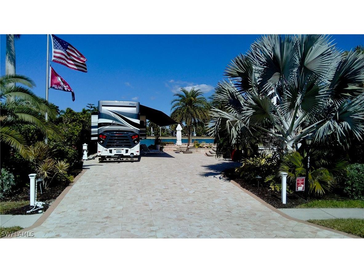 4565 Southern Breeze Drive Naples FL 34114 226006281 image1