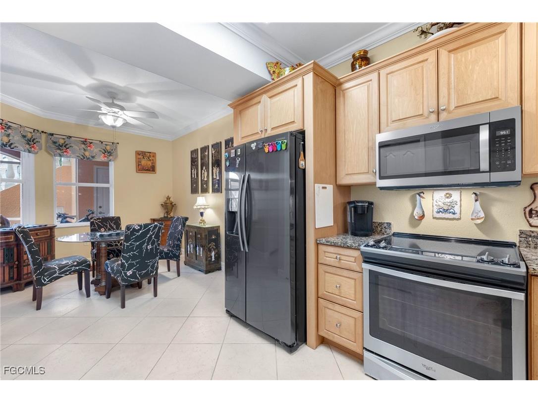 4566 SE 5th Place #105 Cape Coral FL 33904 2025017282 image8