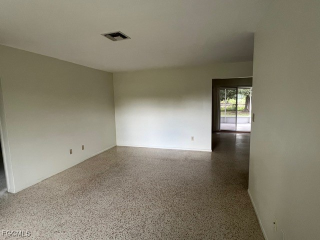 4566 Seminole Street Fort Myers FL 33905 2025004353 image3