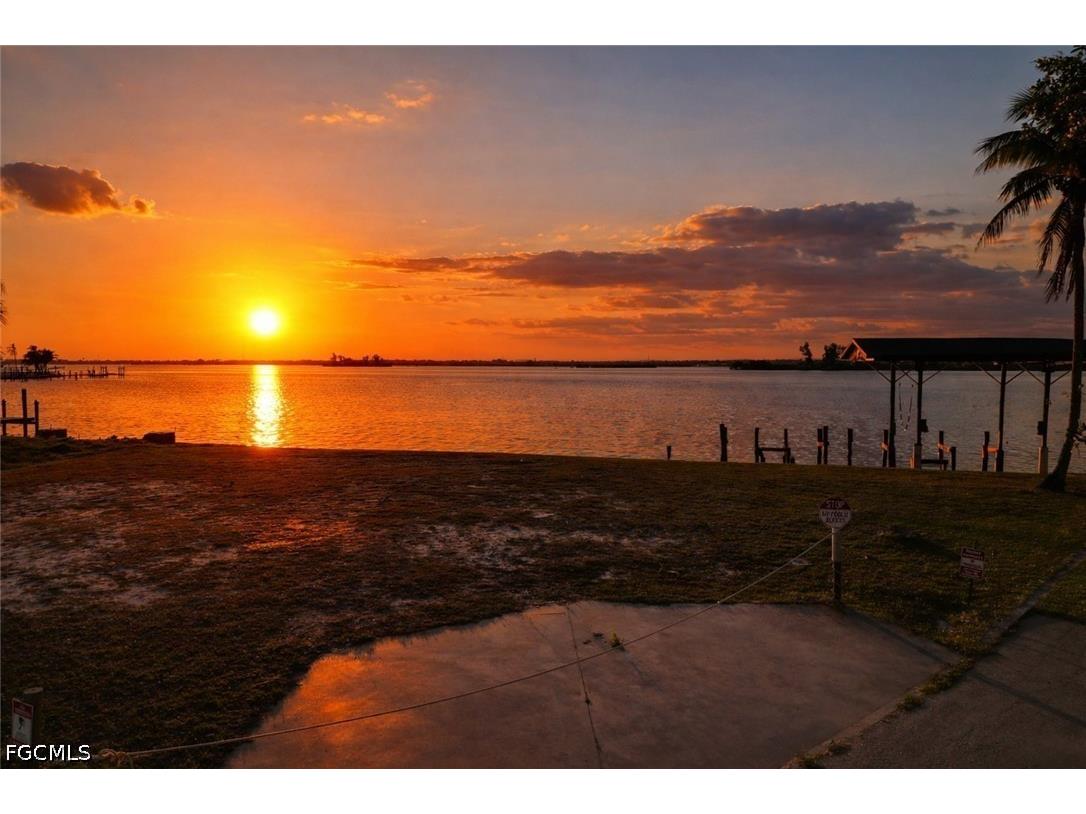 4567 E Riverside Drive Fort Myers FL 33905 2026019565 image20