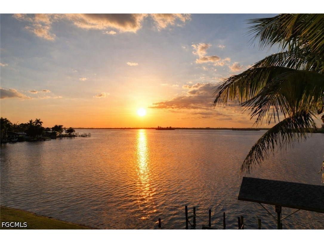 4567 E Riverside Drive Fort Myers FL 33905 2026019565 image3
