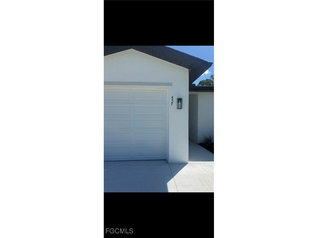 457 Bell Boulevard S Lehigh Acres FL 33974 2025016844 image1