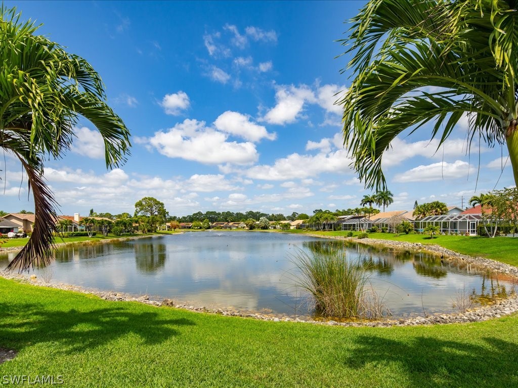 457 Kings Way Naples FL 34104 224026185 image1