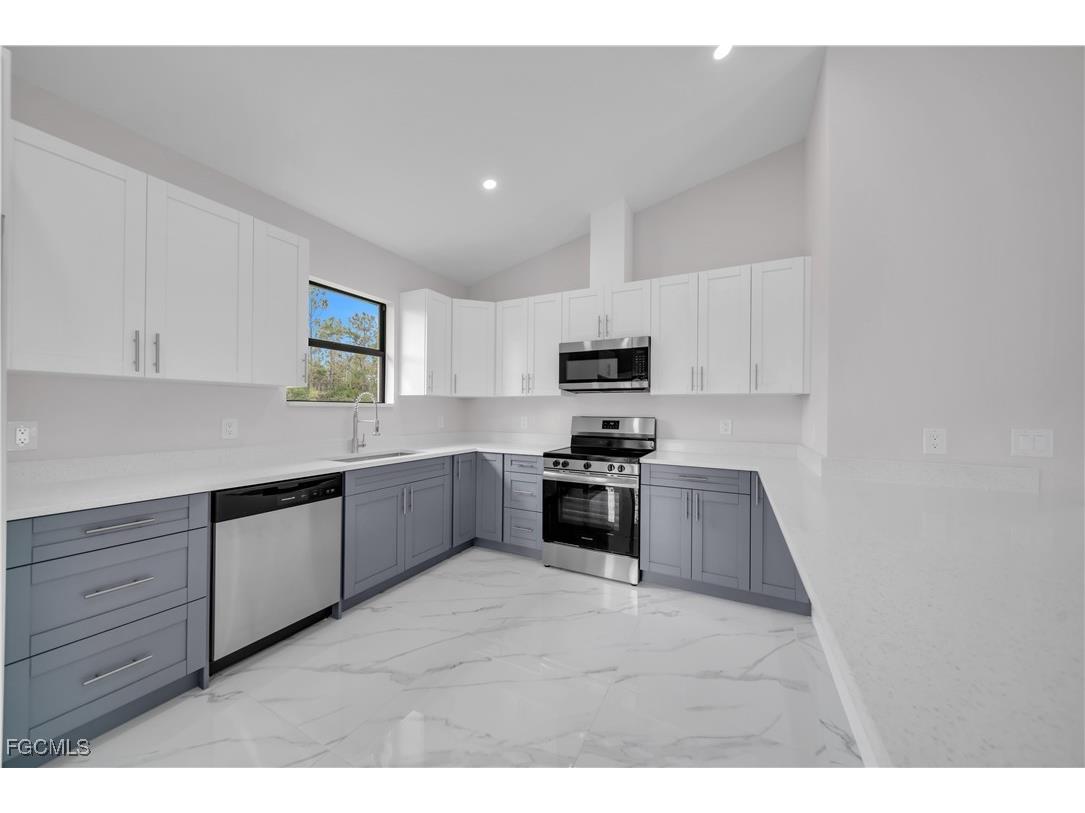 457 Woodman Drive Lehigh Acres FL 33972 2025011233 image11