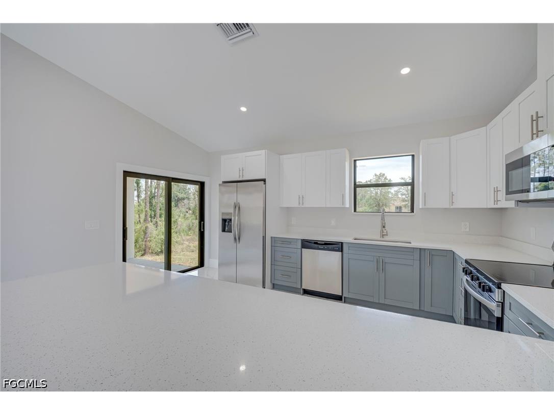 457 Woodman Drive Lehigh Acres FL 33972 2026020031 image7