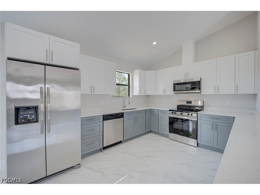 457 Woodman Drive Lehigh Acres FL 33972 2026020031 image8