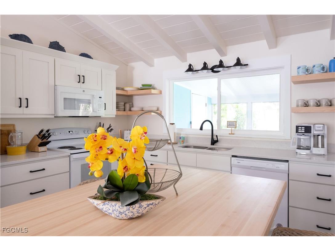 4570 Escondidio Lane Captiva FL 33924 2026006402 image3
