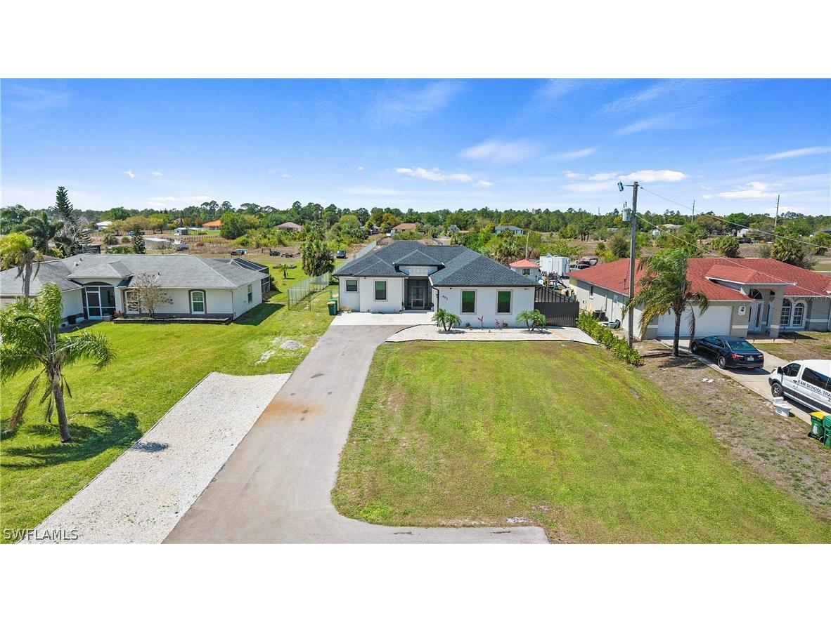 4571 22nd Street NE Naples FL 34120 226011984 image2