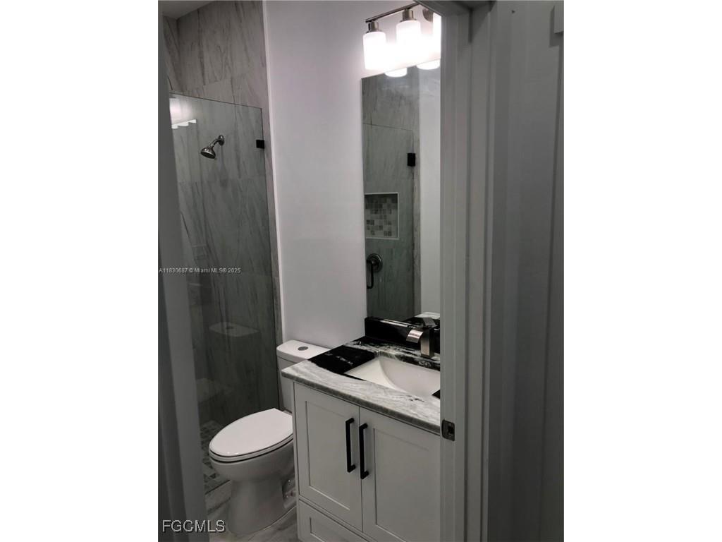 4572/4574 Golfview Boulevard Lehigh Acres FL 33973 2025017520 image13