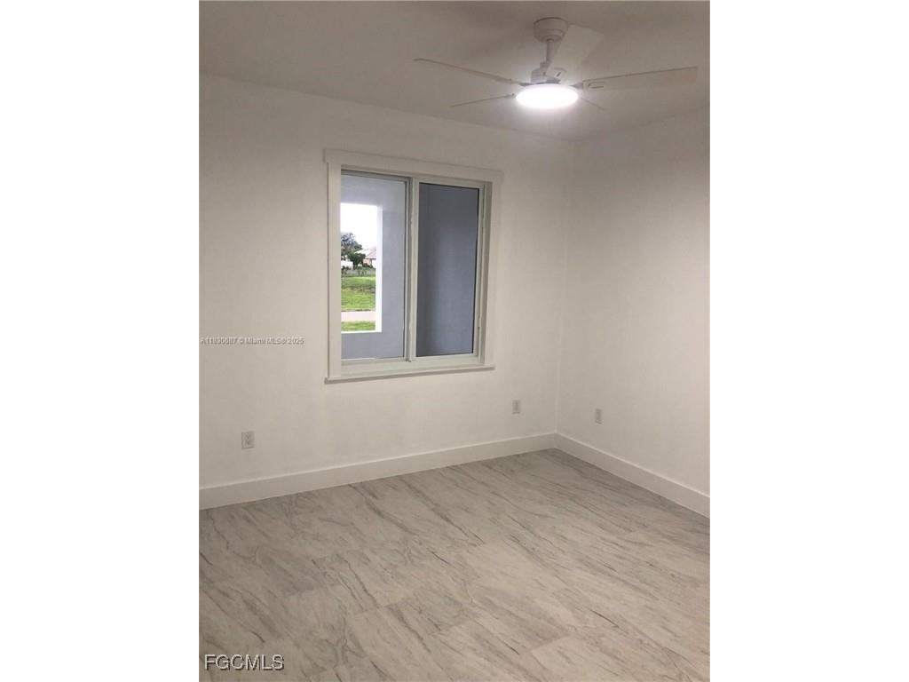 4572/4574 Golfview Boulevard Lehigh Acres FL 33973 2025017520 image9