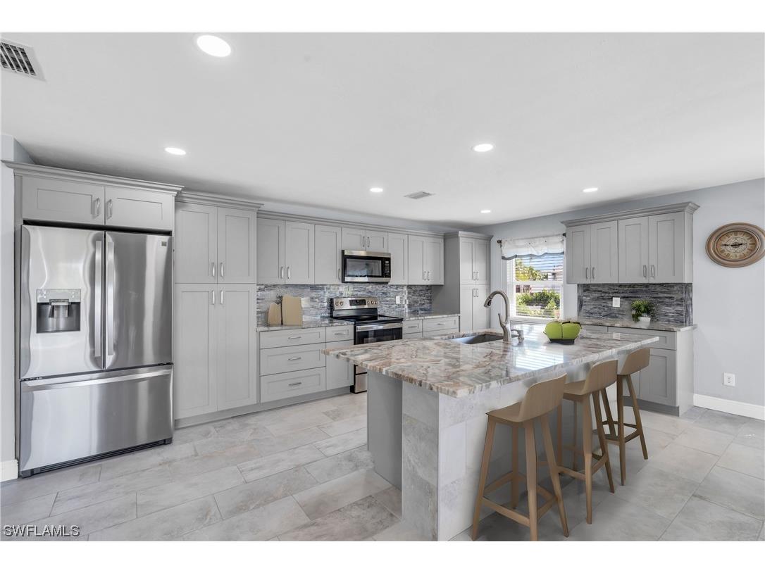 4572 Eagle Key Circle Naples FL 34112 224017725 image1