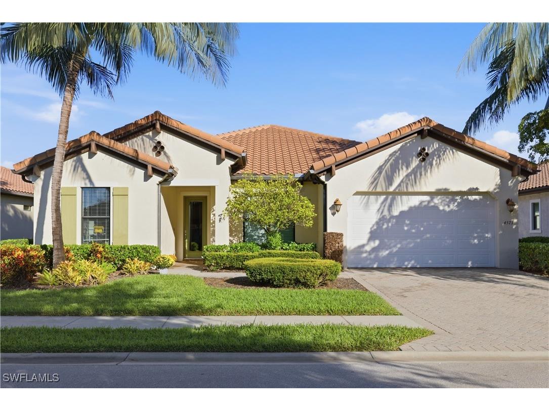 4573 Tamarind Way Naples FL 34119 225079730 image1