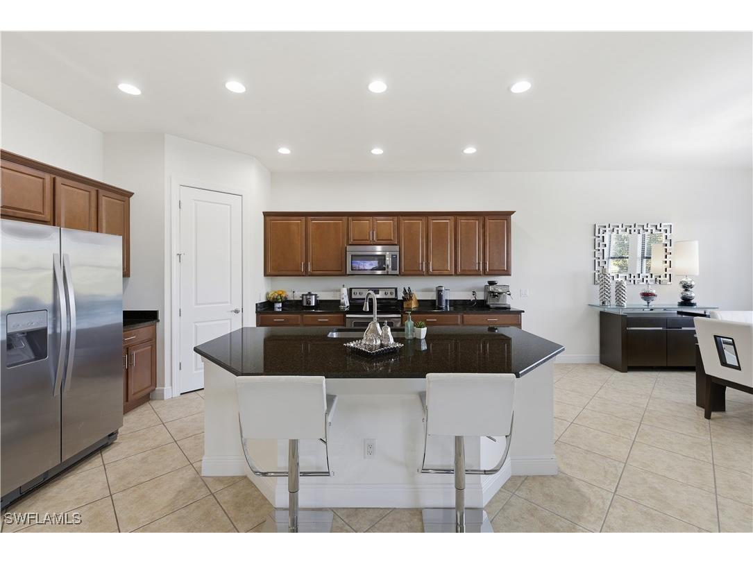 4573 Tamarind Way Naples FL 34119 225079730 image8