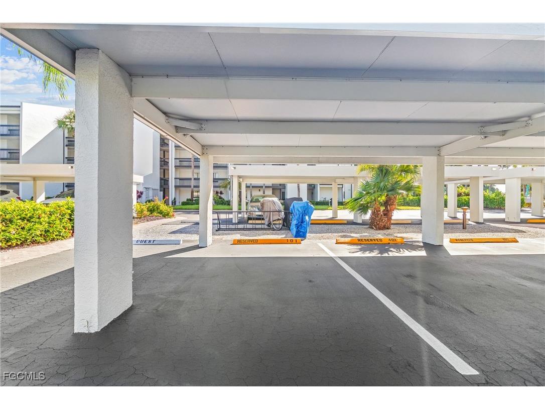 4574 Trawler Court #101 Fort Myers FL 33919 2025012676 image32