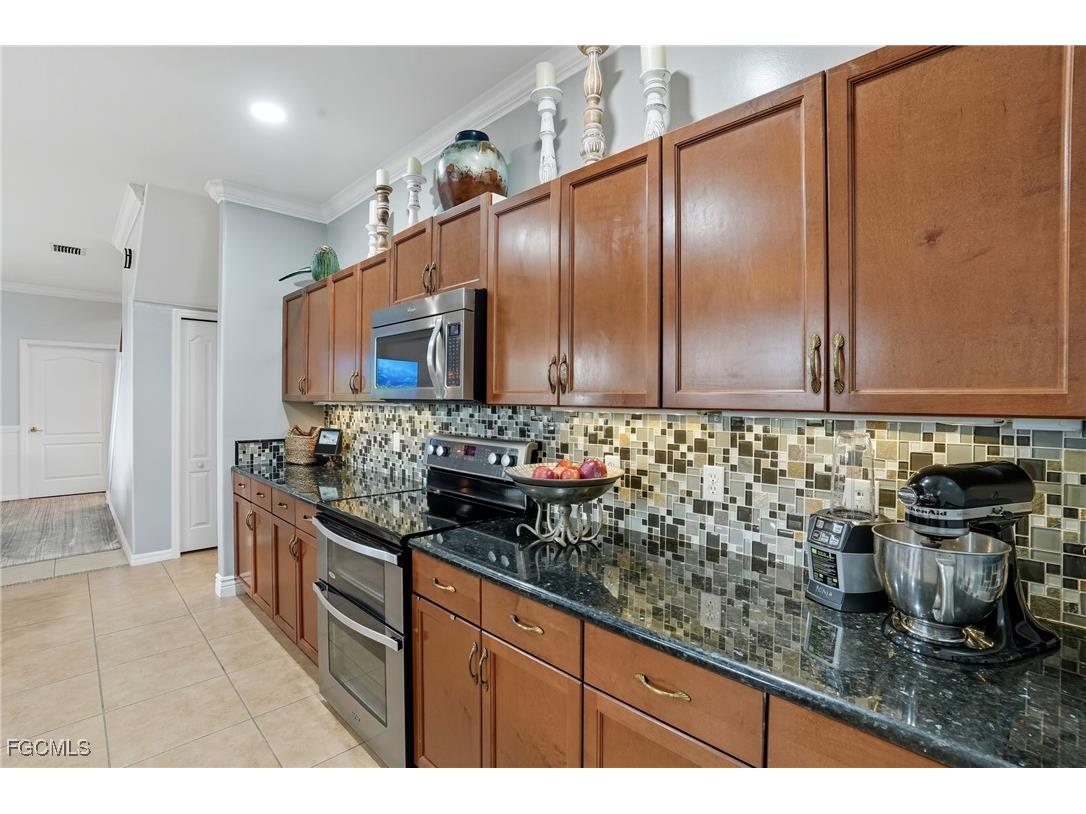 4577 Fairloop Run Lehigh Acres FL 33973 2025011817 image15